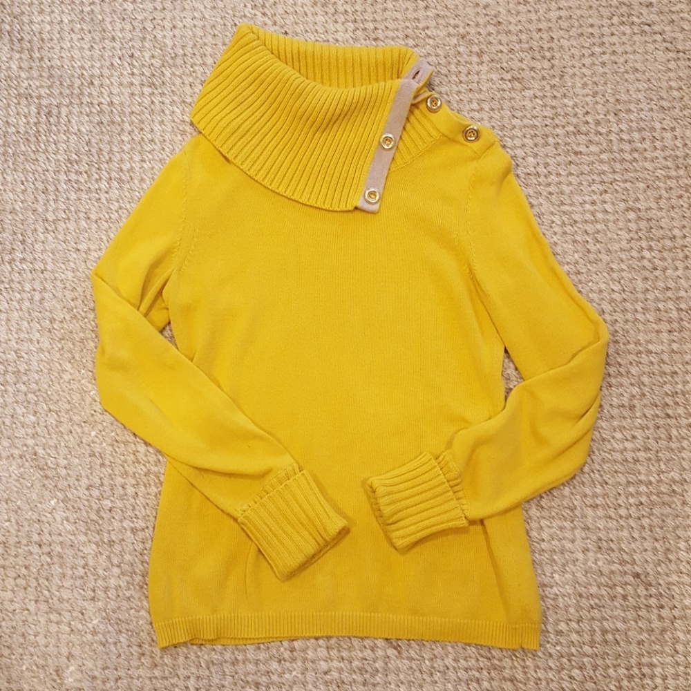 Banana Republic Mustard Sweater - S