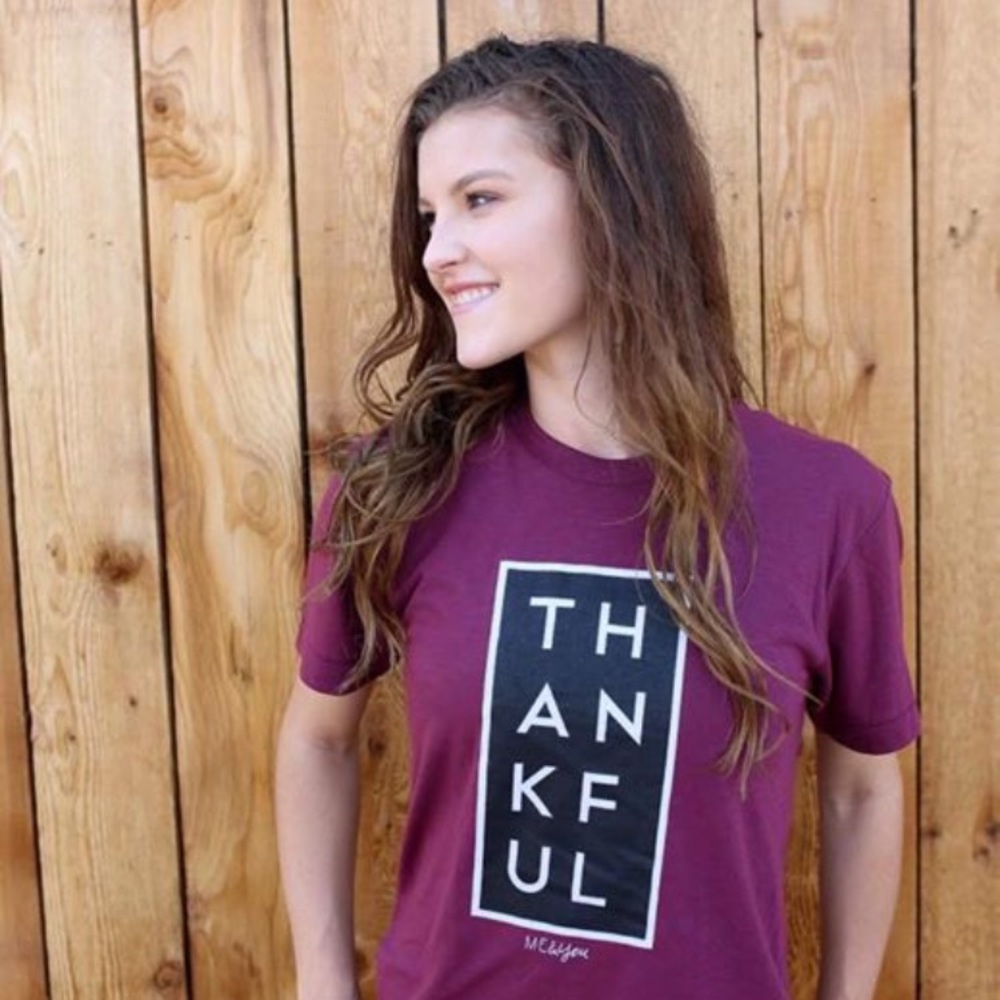 LAST 1!!! XL Cranberry Thankful luxury graphic tee - Picture 7 of 8