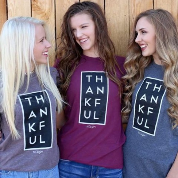 LAST 1!!! XL Cranberry Thankful luxury graphic tee - Picture 8 of 8