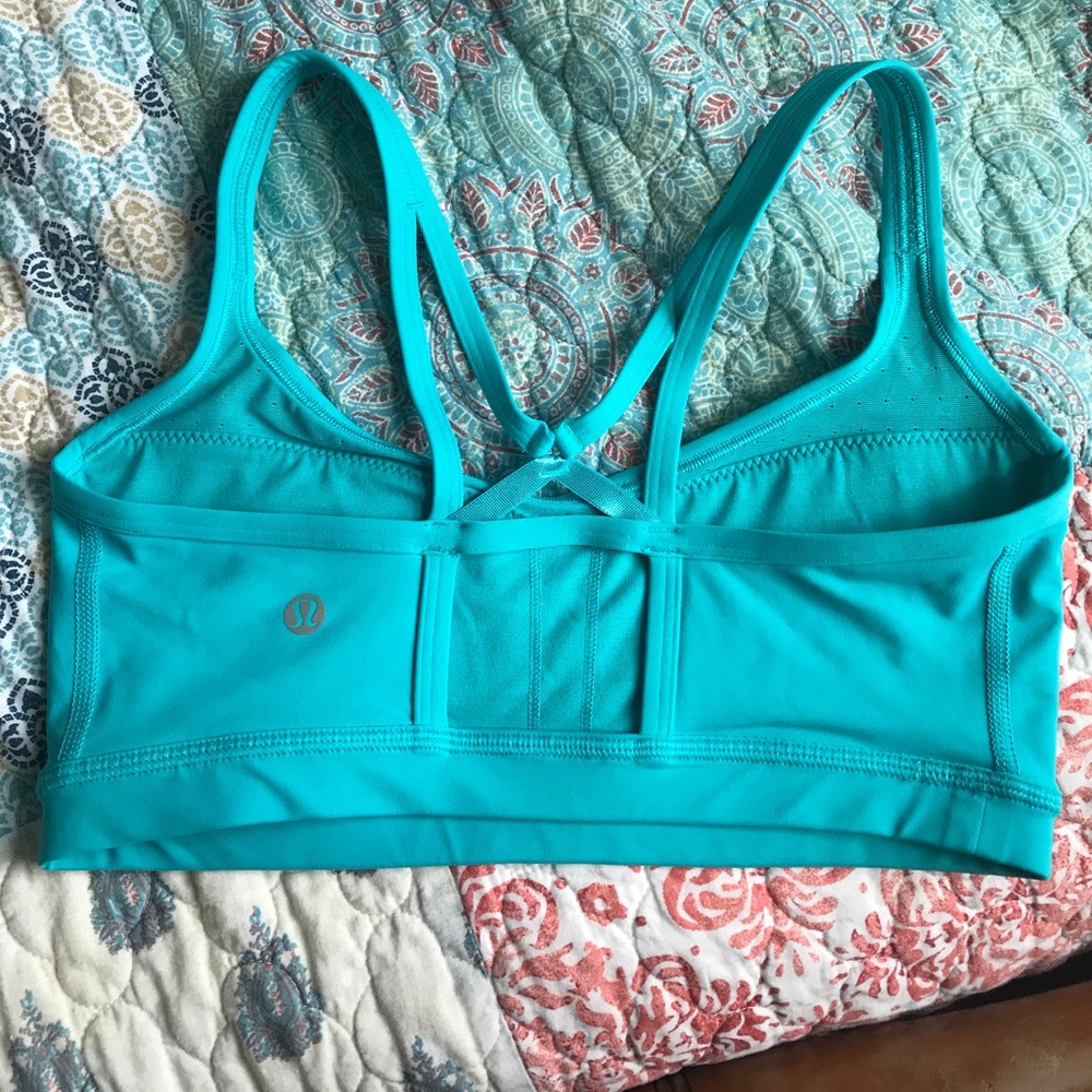 Lulu lemon sports bra