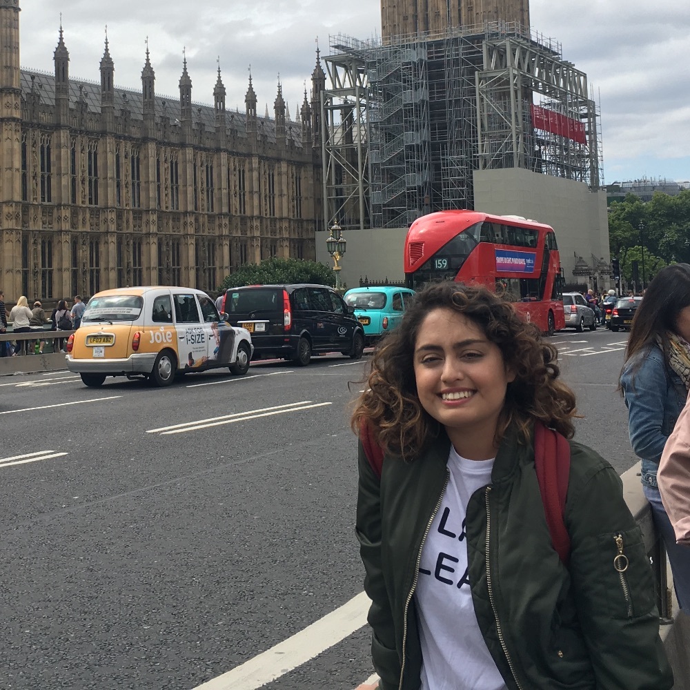 Meet your Posher, Teresa