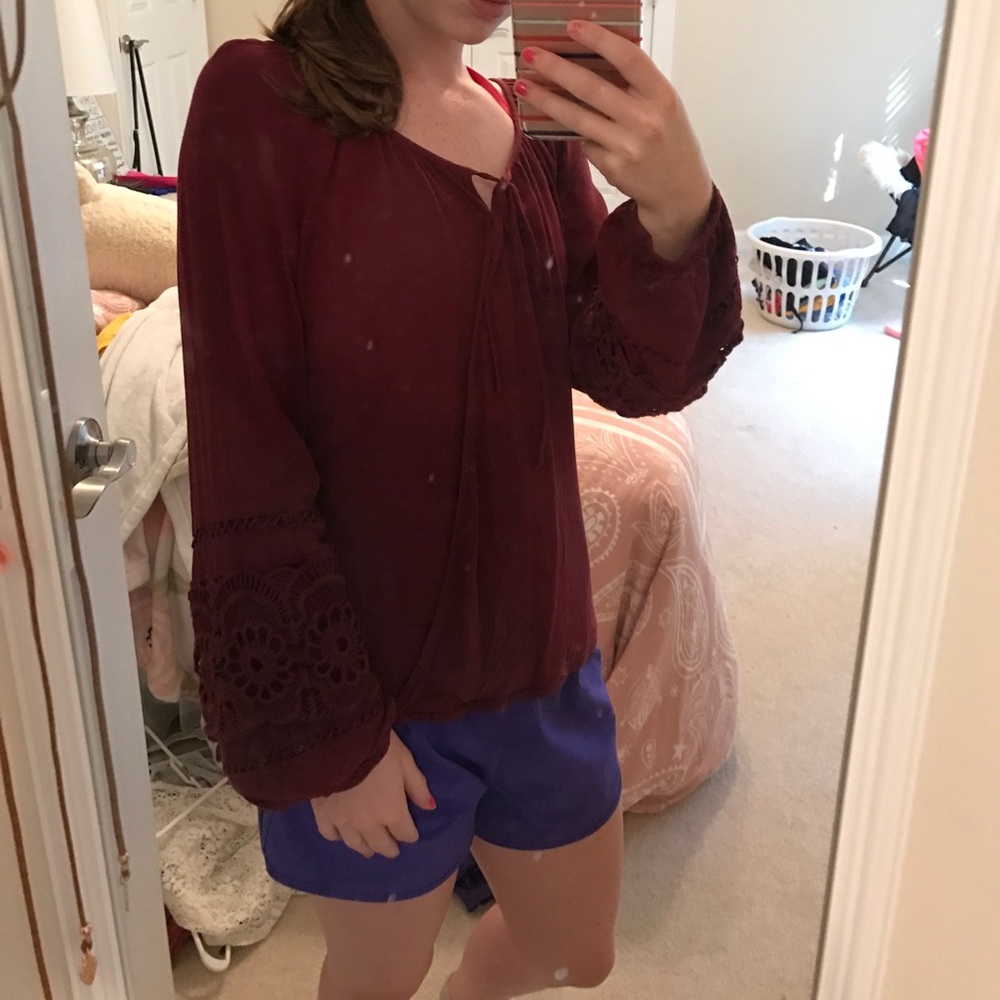 Francesca's long sleeve blouse - Picture 6 of 8