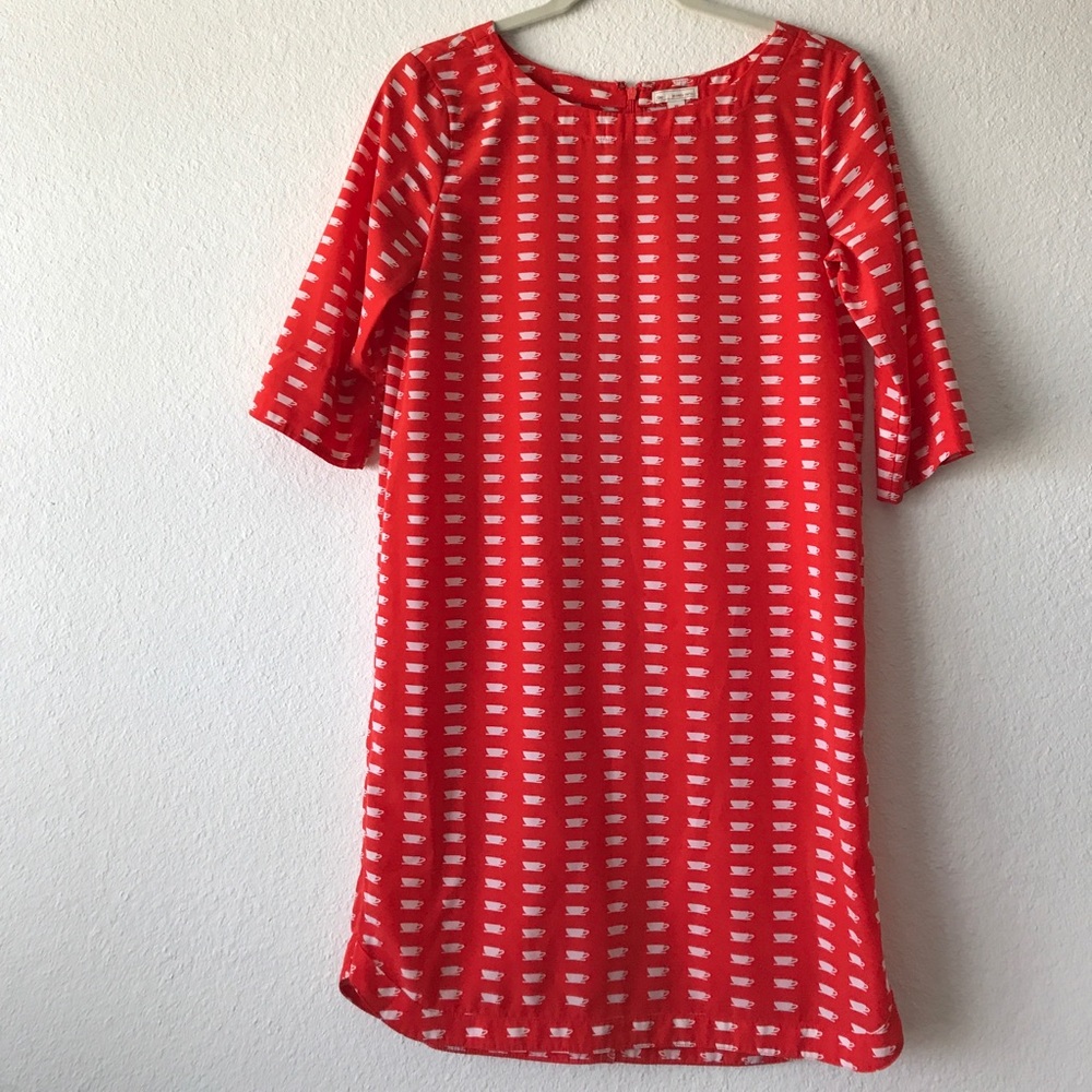 Gap coffee/tea cup shift dress