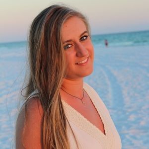Meet your Posher, Ashlyn