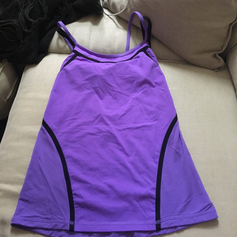 Lululemon workout tank
