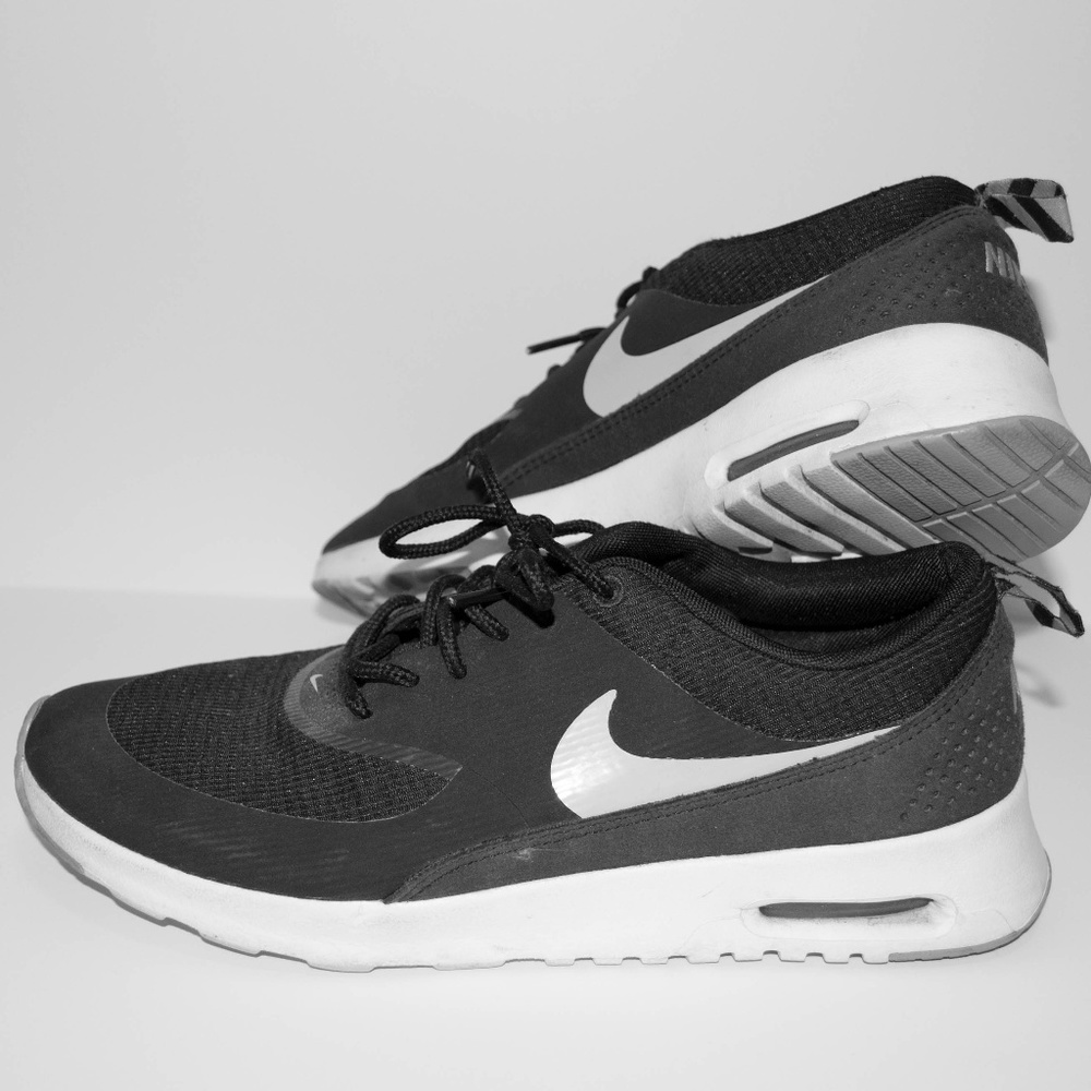 Nike Air Max Thea Women's Sneaker