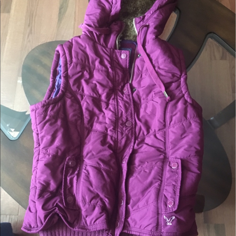 American Eagle Vest