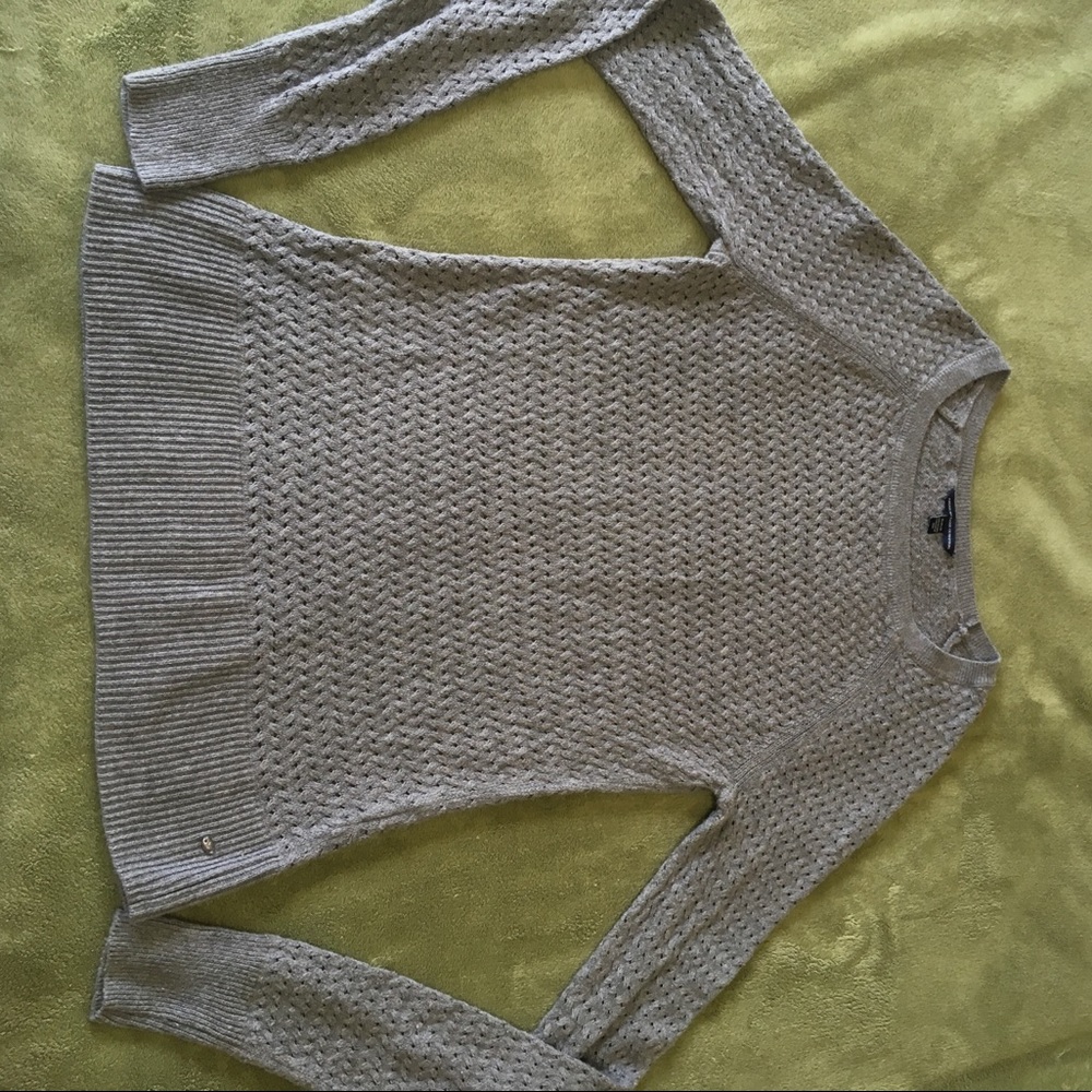 Grey American Eagle sweater