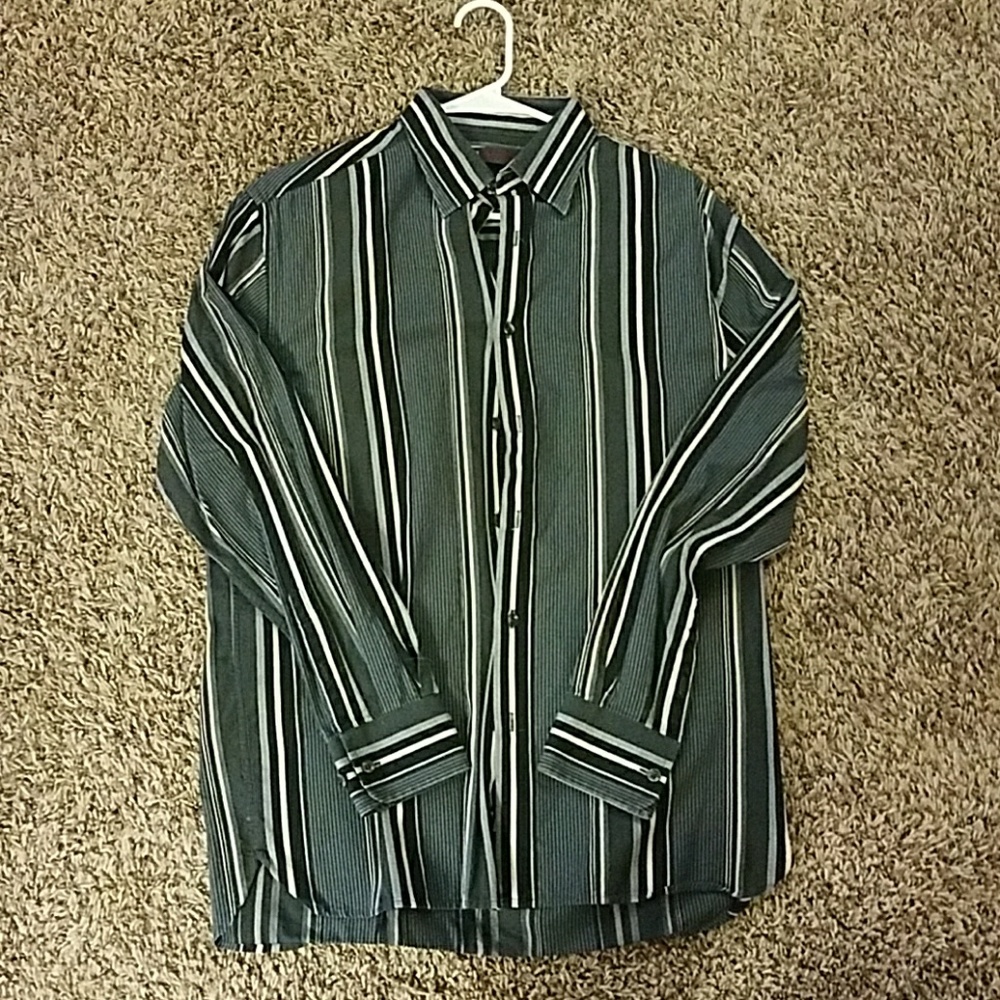 Perry Ellis button down