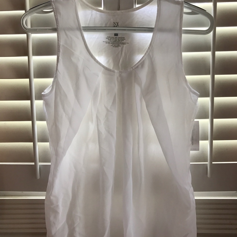 NWT size XS flowy tank from NY&Co