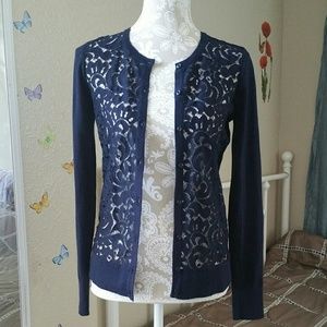 😍Beautiful lace cardi😍