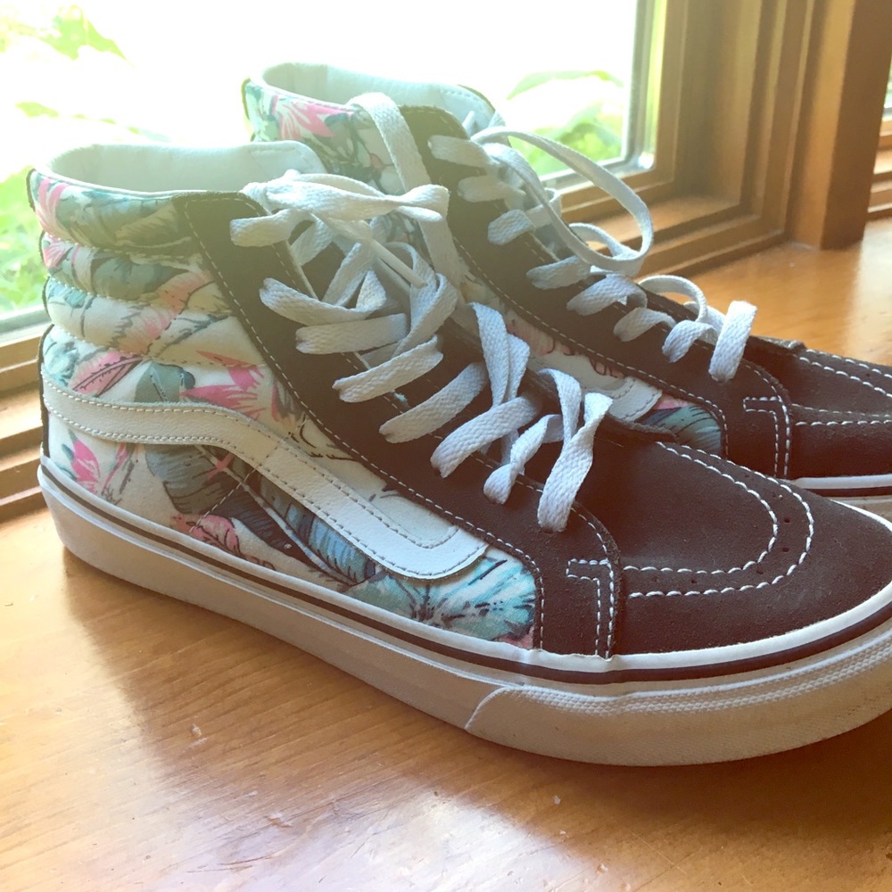 Floral and Black World's #1 Skateboard Shoes