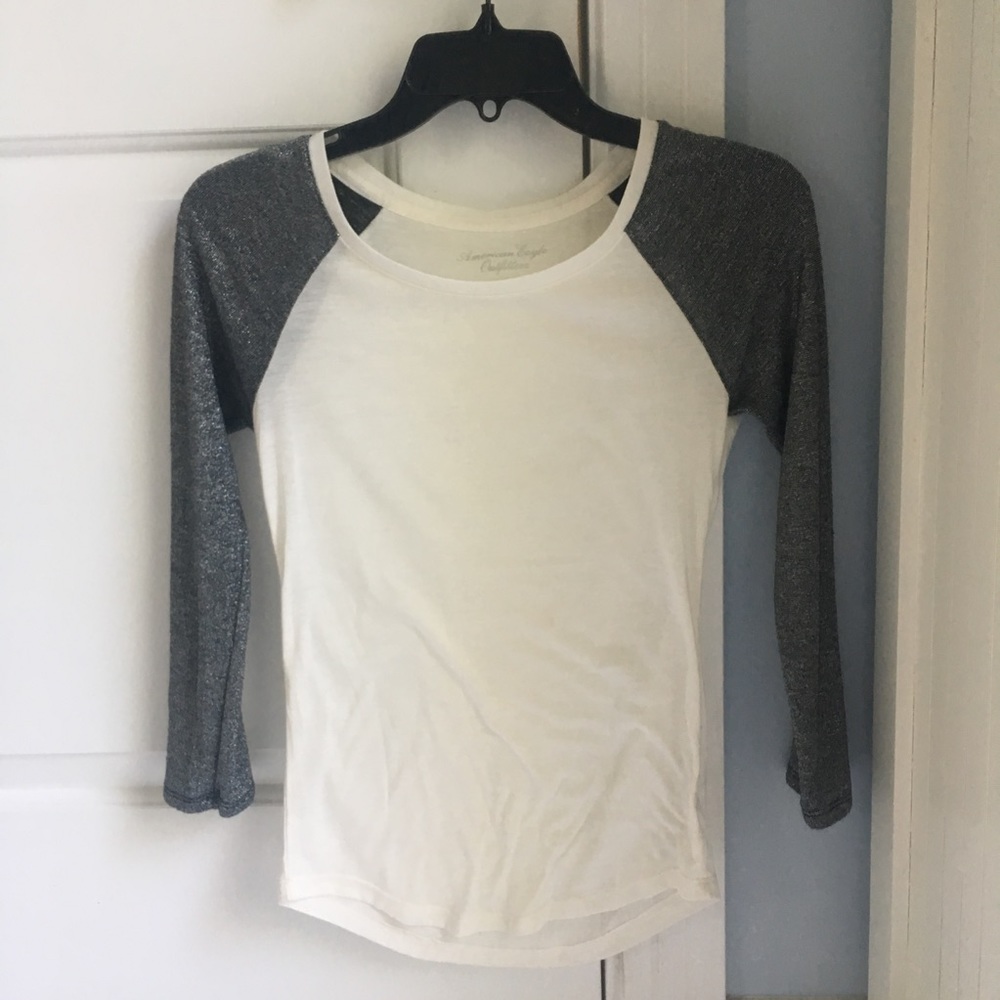 Grey half sleeve baseball tee