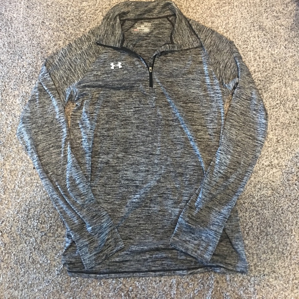 UA pullover