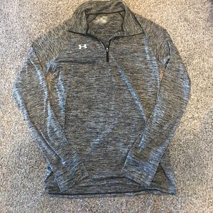 UA pullover