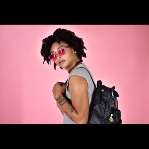 Meet your Posher, Codee