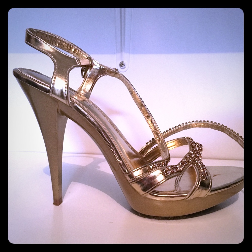 Bakers "Beauty" gold, rhinestoned heels
