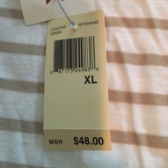 Max Studio V Neck Tee, beige & white, Size XL - Picture 2 of 4