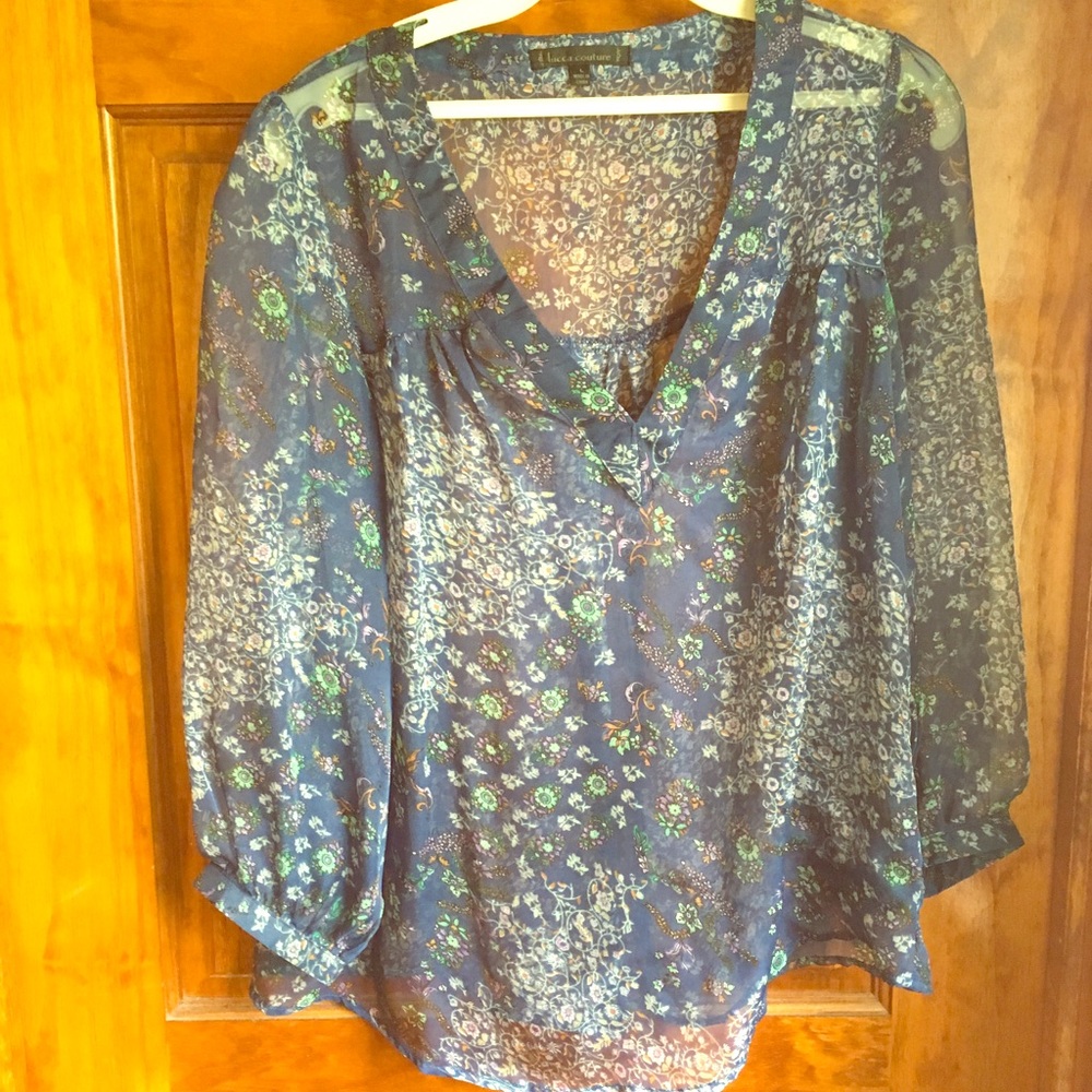 Sheer Floral Blouse 🌺