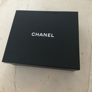CHANEL box 10x12