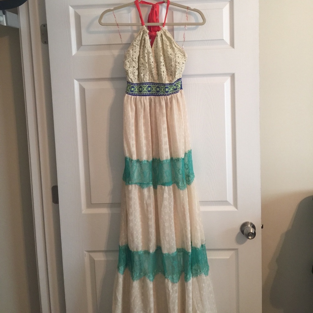 Flying tomato maxi dress size small