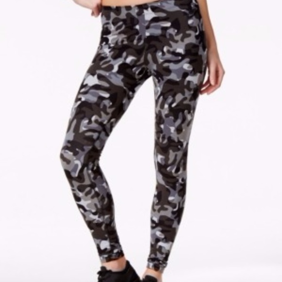 nike black camo leggings