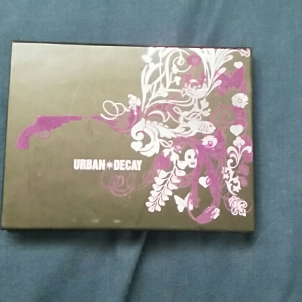 Urban decay ammo palette, physicians highlight!