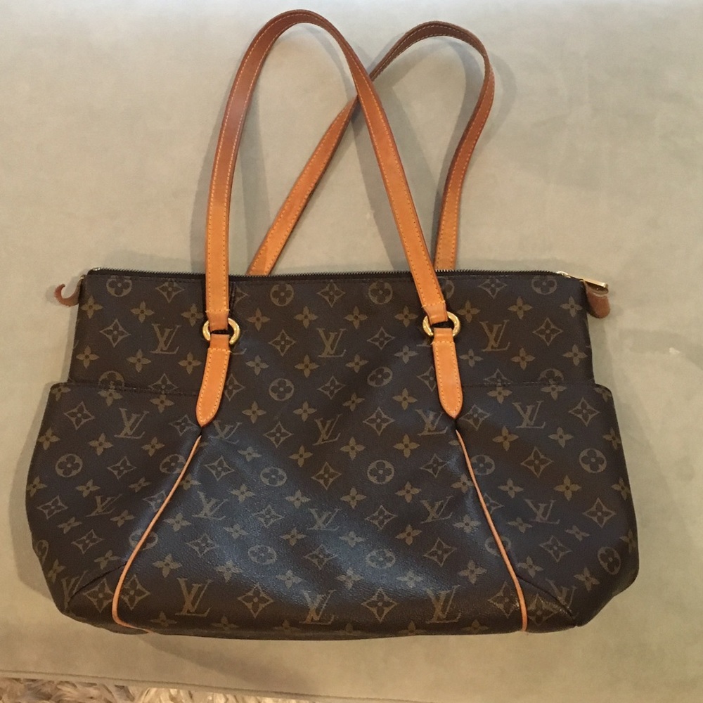 Louis Vuitton totally mm monogram bag