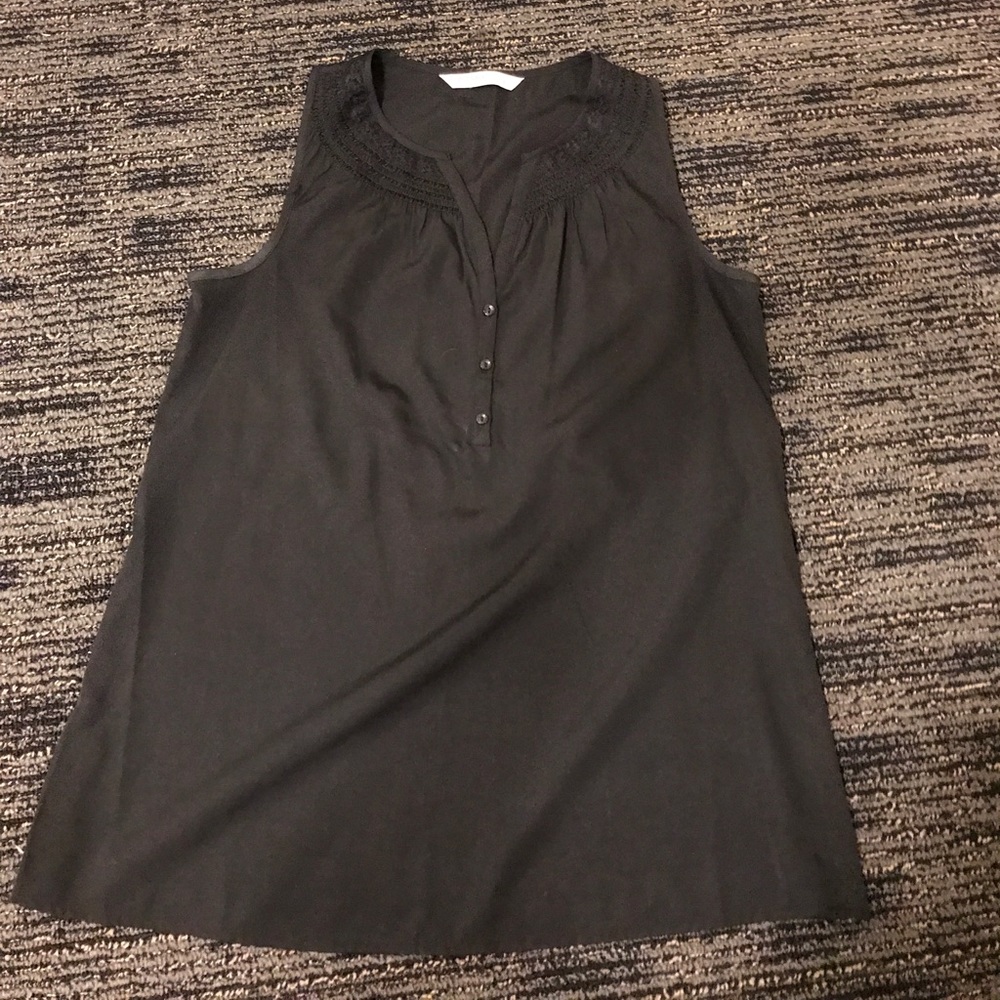 Old navy sleeveless blouse