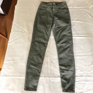 ankle cropped jeans