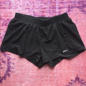 Asics running shorts sz M
