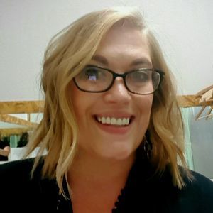 Meet your Posher, Christina