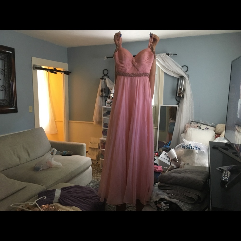 Sherri hill. Size two. Pink prom dress.