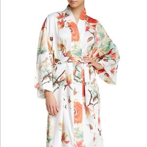 Natori Silk Robe- Yunnan Flowers