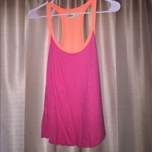 Hollsiter tank top