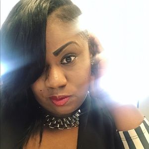 Meet your Posher, Eboni