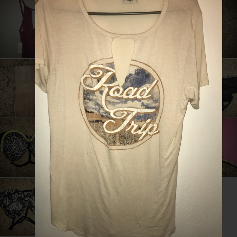 Buckle tee shirt