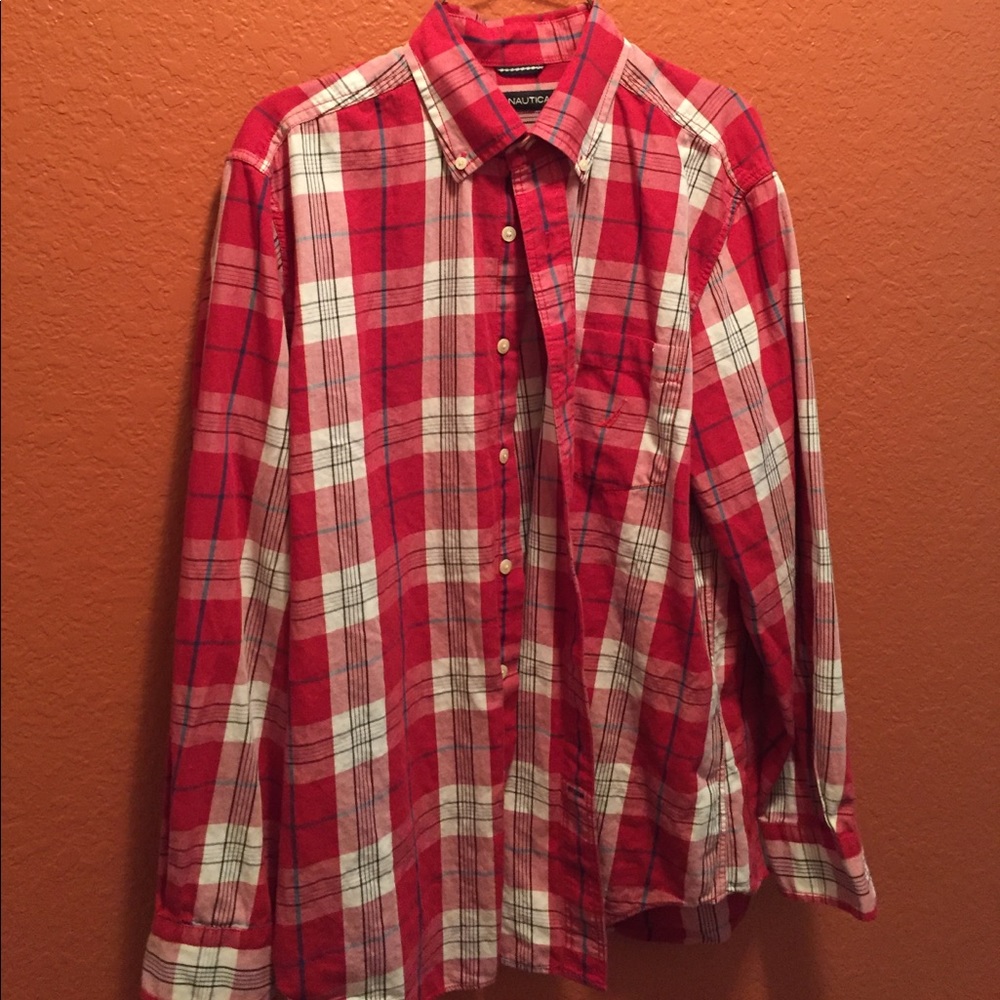 Nautica men's long sleeve dress shirt.
