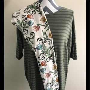 LuLaRoe Irma and one size leggings