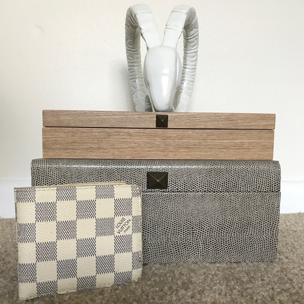 Men's Louis Vuitton bifold wallet (used)