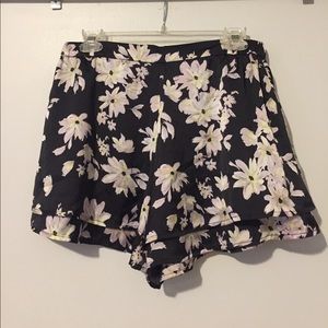 Flirty Floral Shorts