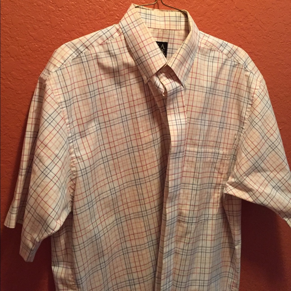 Jos a bank men's short sleeve shirt.