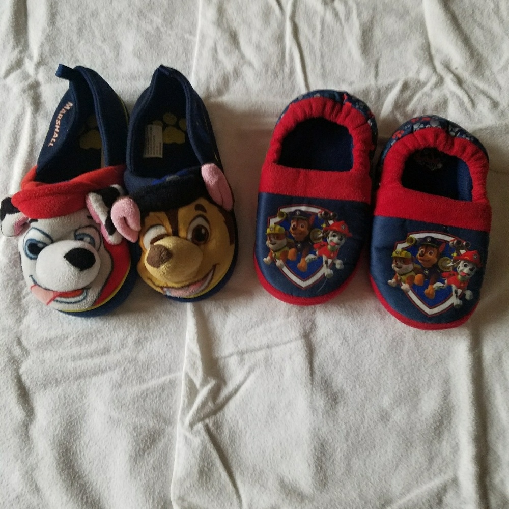 2 pairs of Paw Patrol slippers