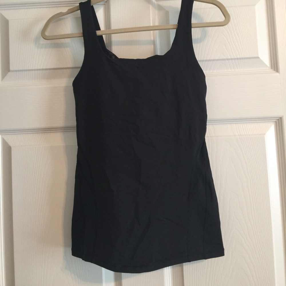 Lululemon top