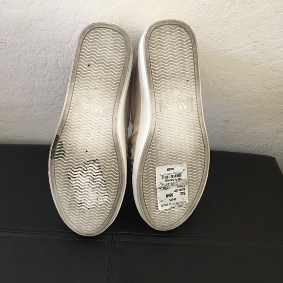 Mia shoes - Picture 3 of 3