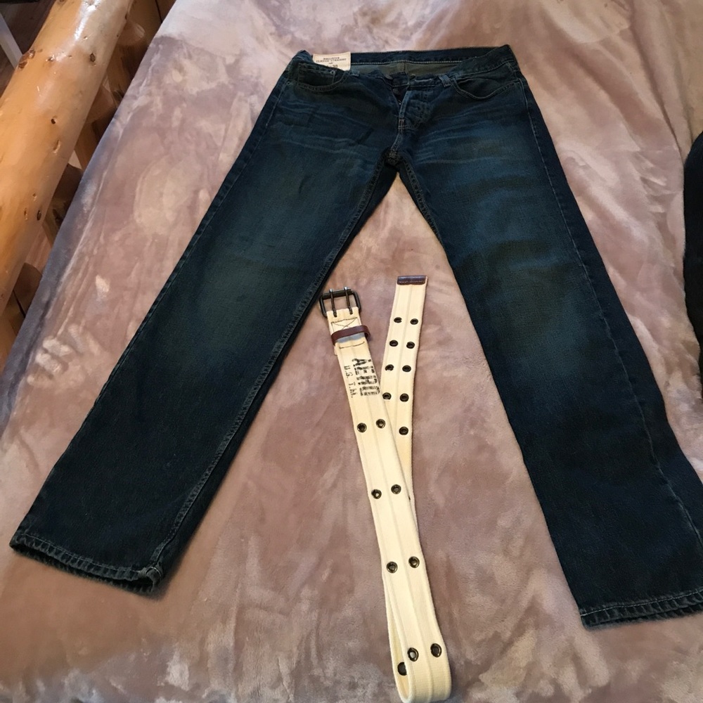 Hollister jeans 31x30 classic straight bnwot,