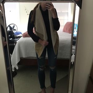 Faux fur sherpa vest NWOT