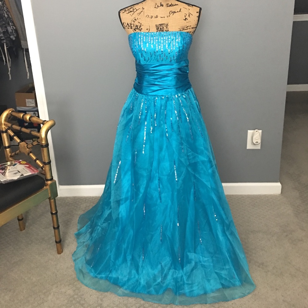 Turquoise Strapless Gown