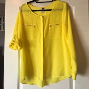 Yellow women's dress shirt, perfect condition