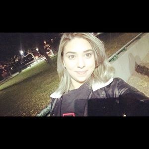 Meet your Posher, Stacey